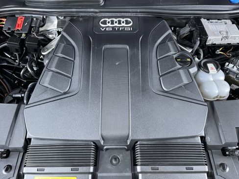 Used 2018 Audi Q7 3.0T Premium Plus w/ Premium Plus Package AWD/4WD image 29