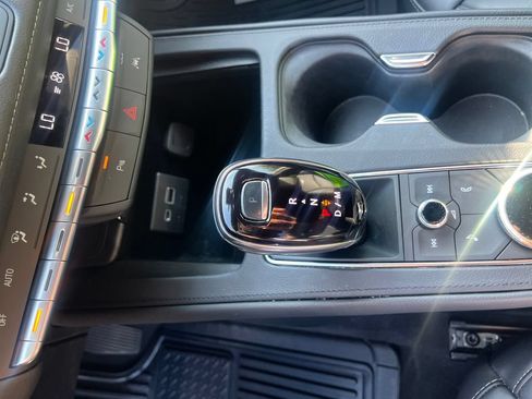 Used 2023 Cadillac XT4 Premium Luxury FWD image 24