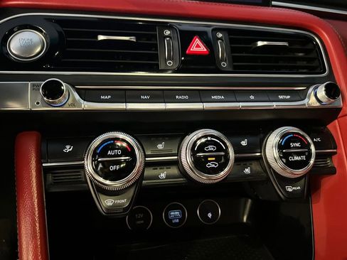 Used 2023 Genesis G70 2.0T w/ Sport Prestige Package image 21