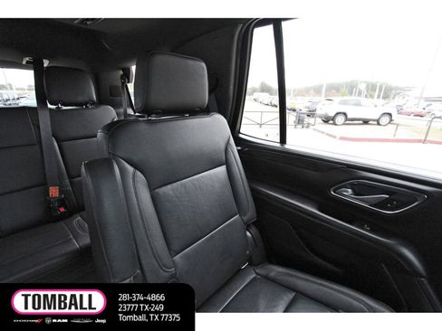 Used 2022 Chevrolet Tahoe Z71 w/ Z71 Off-Road Package image 12