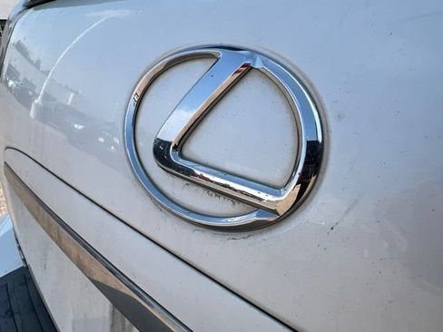 Used 2005 Lexus RX 330 AWD w/ Premium Plus Pkg image 12