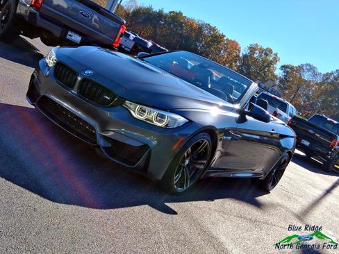 Used 2015 BMW M4 Convertible image 22
