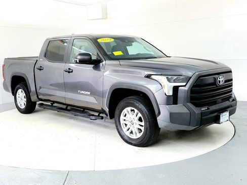 Used 2024 Toyota Tundra SR5 w/ SR5 Convenience Package AWD/4WD image 8