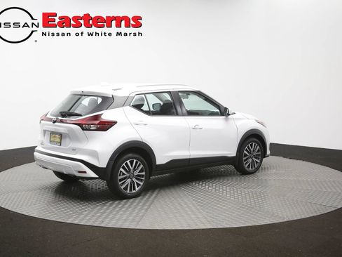 Used 2024 Nissan Kicks SV FWD image 40
