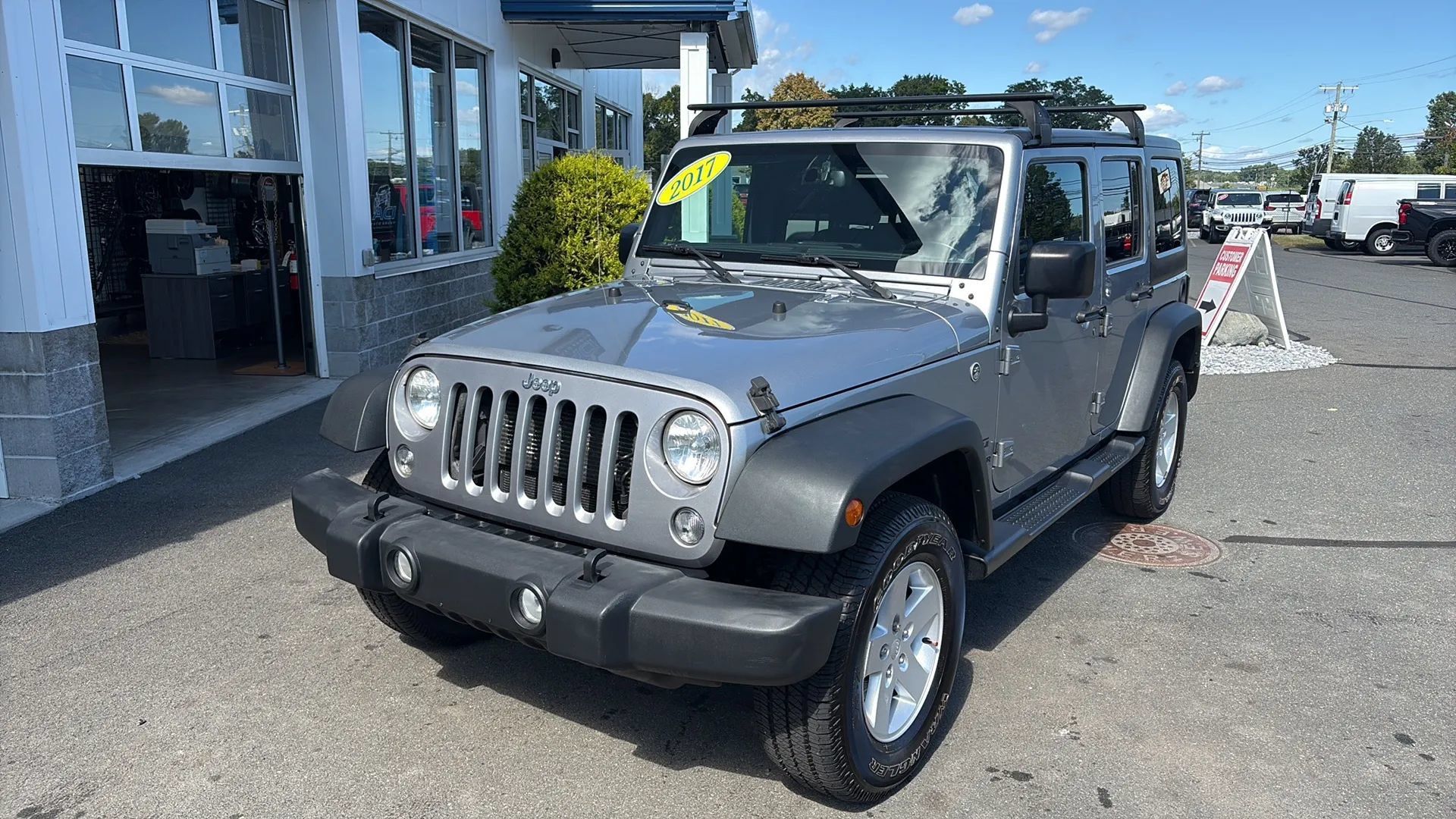 Used 2017 Jeep Wrangler Unlimited Sport w/ Quick Order Package 24S AWD/4WD image 13