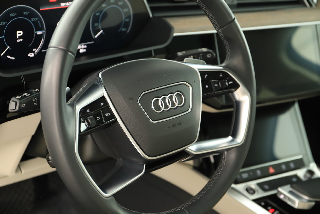 Certified 2024 Audi Q8 e-tron Premium Plus AWD/4WD image 16