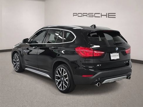 Used 2021 BMW X1 sDrive28i w/ Convenience Package FWD image 3