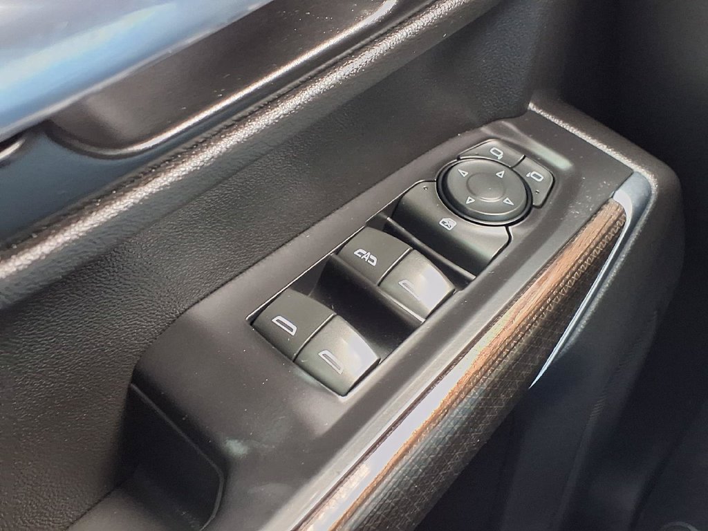 Used 2021 Chevrolet Silverado 1500 LT RWD image 20