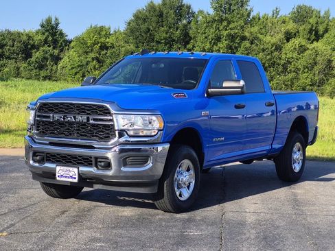 Used 2021 RAM 2500 Tradesman AWD/4WD image 3