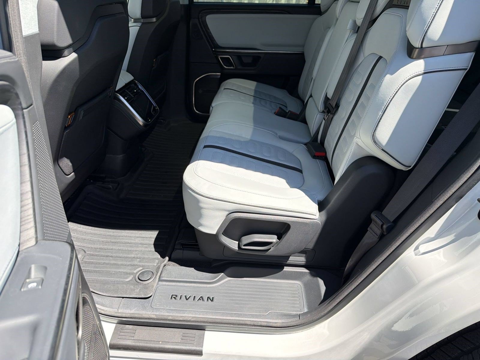 Used 2023 Rivian R1S Adventure Quad AWD/4WD image 22