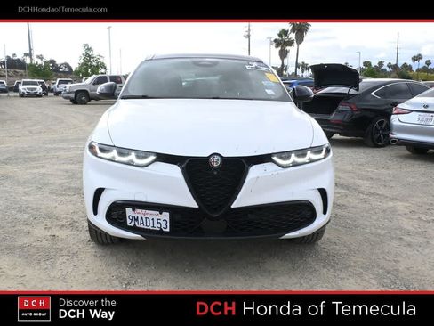 Used 2024 Alfa Romeo Tonale Veloce AWD/4WD image 2