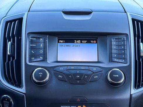 Used 2019 Ford Edge SE FWD image 13