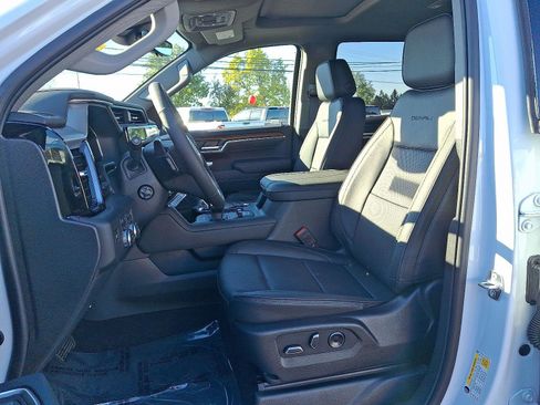 New 2026 GMC Sierra 1500 Denali w/ Denali Reserve Package AWD/4WD image 7