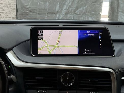 Used 2018 Lexus RX 450hL Premium image 23