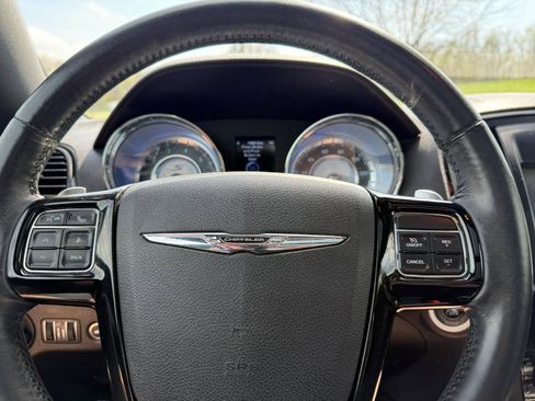 Used 2012 Chrysler 300 S w/ Luxury Group image 8