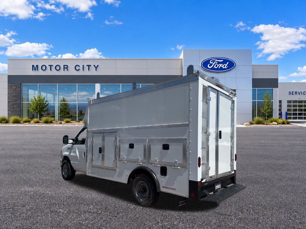 New 2026 Ford E-350 and Econoline 350 Super Duty w/ Power Equipment Group RWD image 5