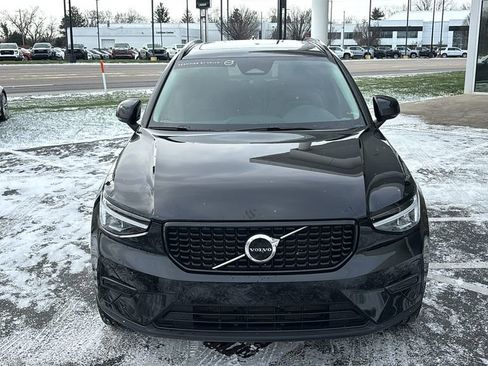 Certified 2024 Volvo XC40 B5 Core image 5