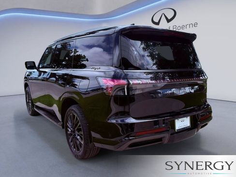 Certified 2026 INFINITI QX80 Autograph w/ Premium Cargo Package AWD/4WD image 8