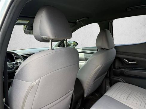 Used 2022 Hyundai Santa Cruz SE FWD image 17