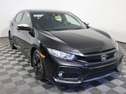 Used 2019 Honda Civic EX image 3