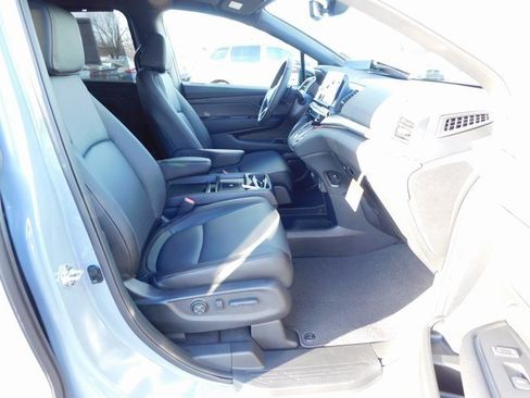 New 2026 Honda Odyssey Sport-L image 18