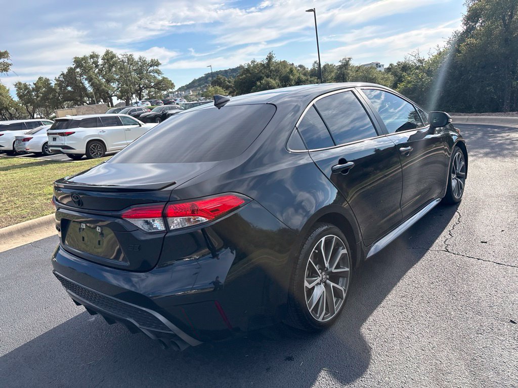 Used 2022 Toyota Corolla SE FWD image 5