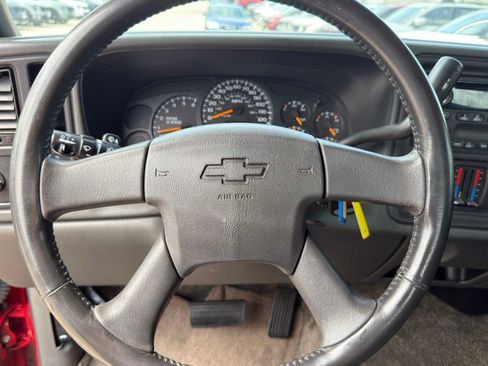 Used 2003 Chevrolet Avalanche 2WD image 13