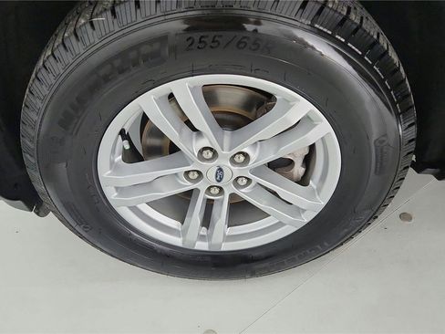 Used 2020 Ford Explorer XLT w/ Equipment Group 202A image 36