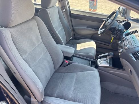 Used 2010 Honda Civic LX image 25