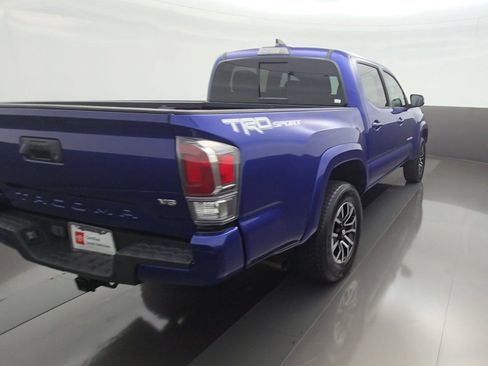 Used 2022 Toyota Tacoma TRD Sport w/ Technology Package RWD image 6