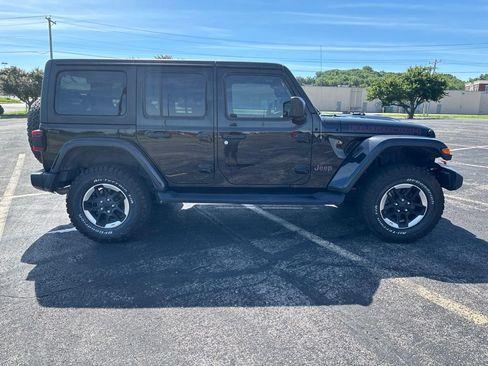 Used 2020 Jeep Wrangler Unlimited Rubicon w/ Dual Top Group AWD/4WD image 4