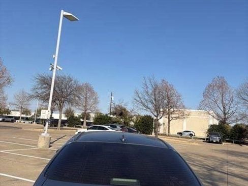 Certified 2022 Toyota Corolla LE image 4