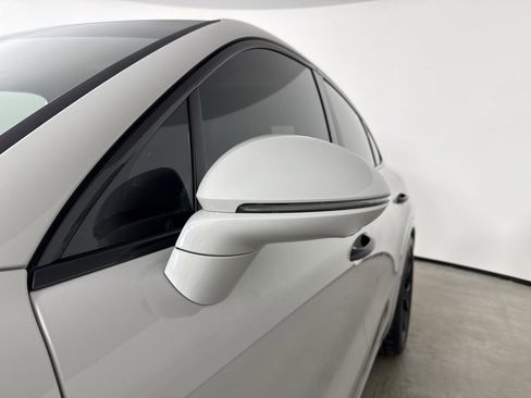 Certified 2025 Porsche Cayenne S image 12