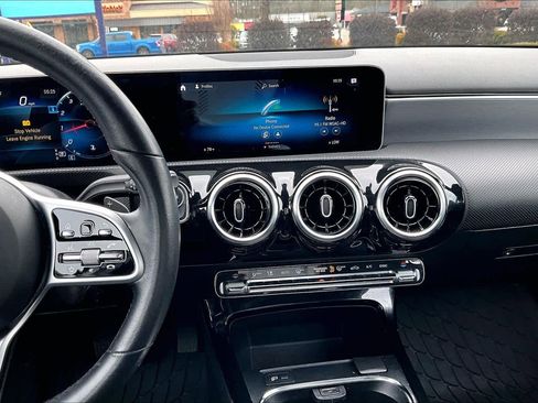 Used 2020 Mercedes-Benz A 220 4MATIC image 6