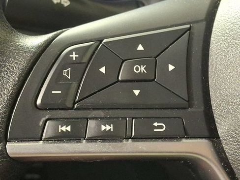 Used 2022 Nissan Kicks SV FWD image 20