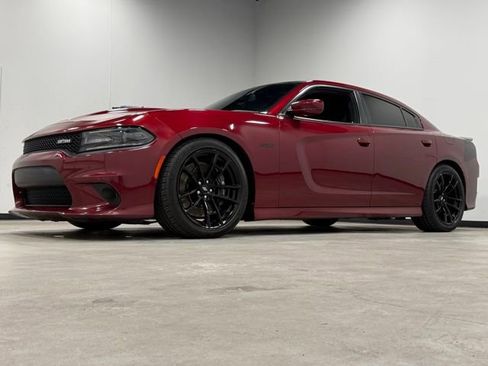 Used 2018 Dodge Charger R/T image 5