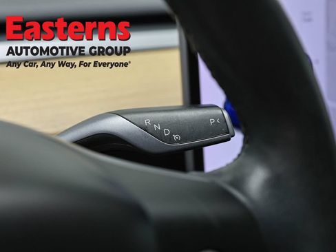 Used 2020 Tesla Model 3 Standard Range RWD image 13