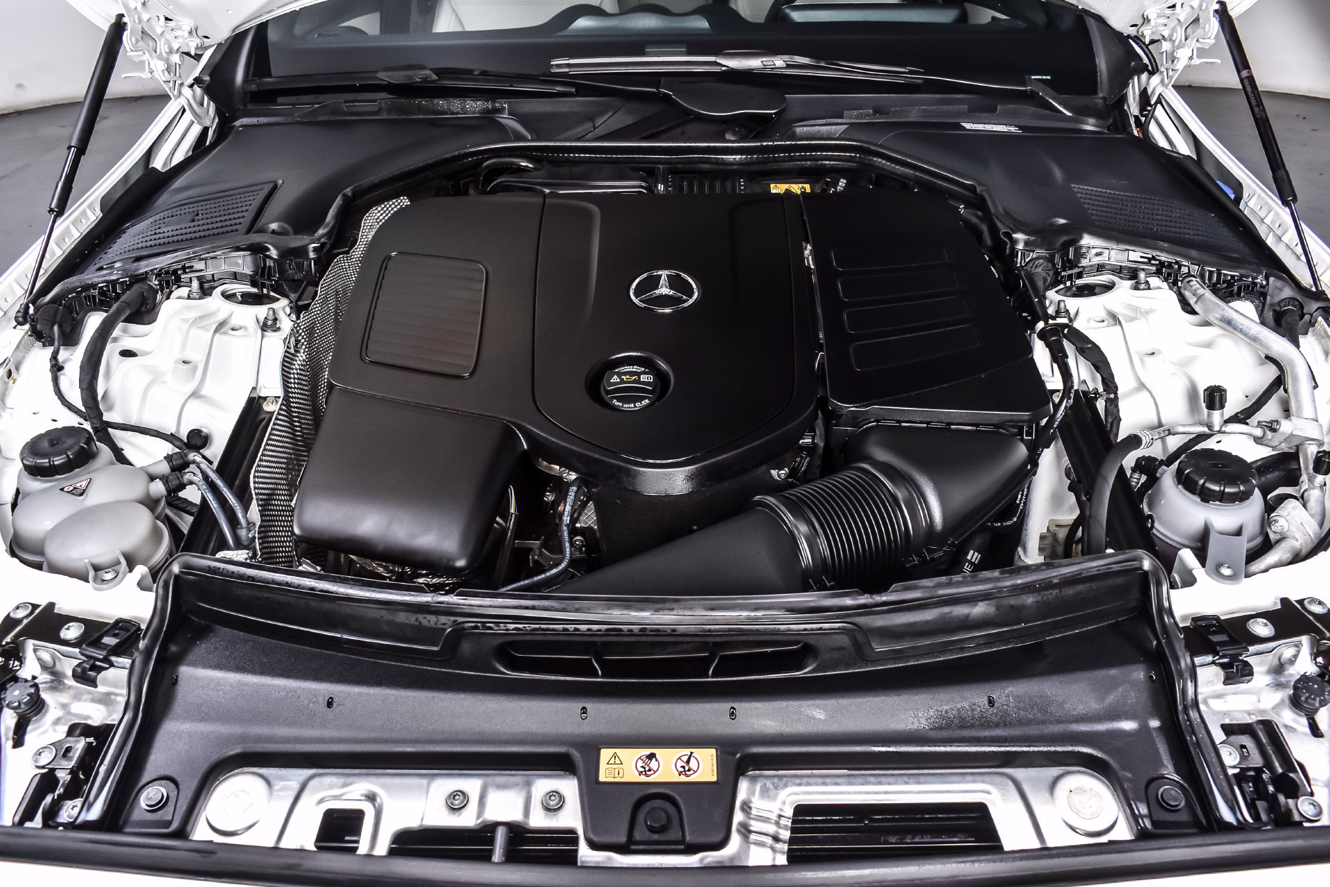 Used 2023 Mercedes-Benz C 300 4MATIC Sedan image 10