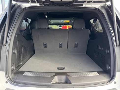 Used 2024 Chevrolet Suburban High Country w/ Max Trailering Package image 9