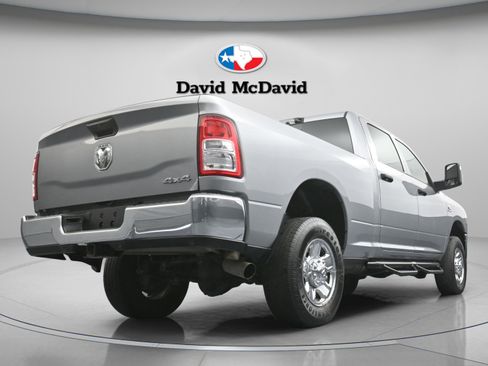 Used 2024 RAM 2500 Tradesman w/ Chrome Appearance Group image 32