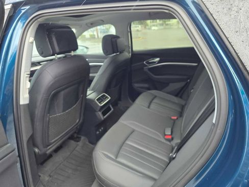 Used 2019 Audi e-tron Premium Plus image 20