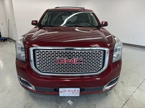 Used 2017 GMC Yukon Denali AWD/4WD image 5