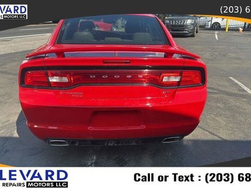 Used 2014 Dodge Charger SXT AWD/4WD image 4