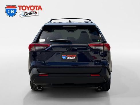 Certified 2025 Toyota RAV4 XLE AWD/4WD image 4