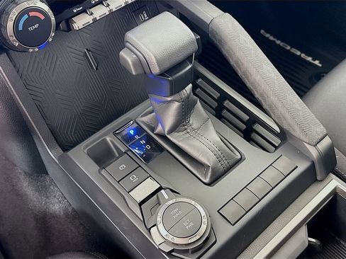 New 2025 Toyota Tacoma SR5 AWD/4WD image 19