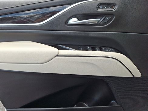 Used 2021 Cadillac Escalade Sport image 14