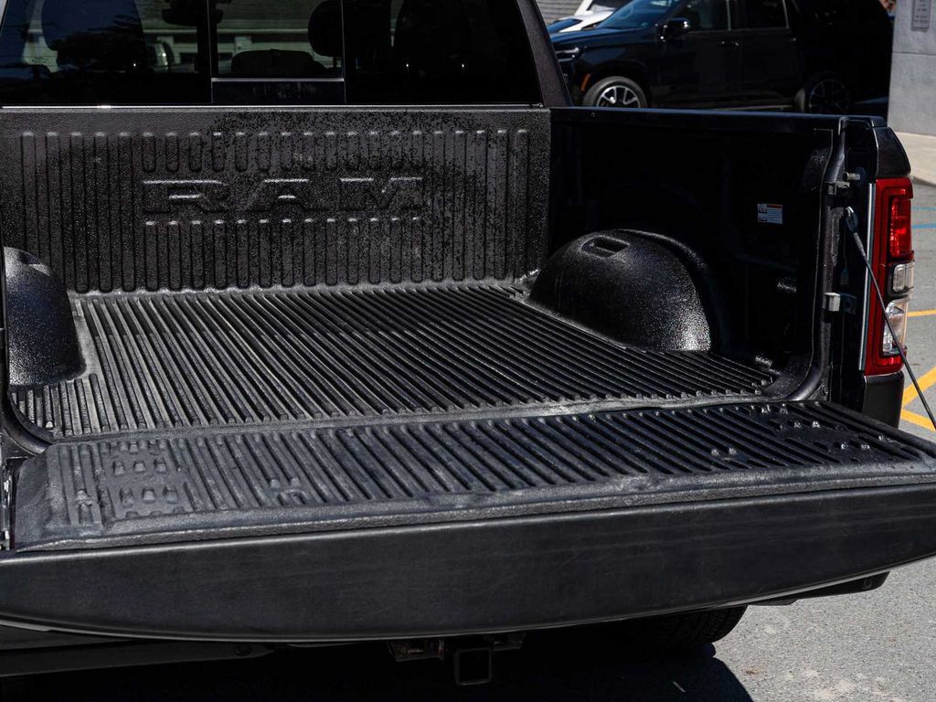 Used 2023 RAM 1500 Big Horn AWD/4WD image 34