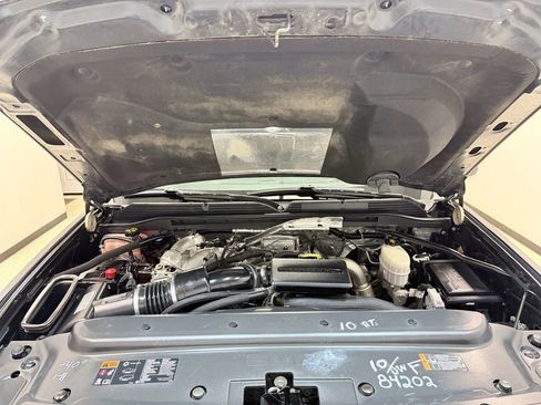 Used 2018 GMC Sierra 3500 Denali w/ Duramax Plus Package image 17