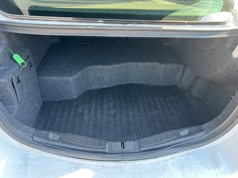 Used 2018 Ford Fusion SE w/ Equipment Group 602A FWD image 14