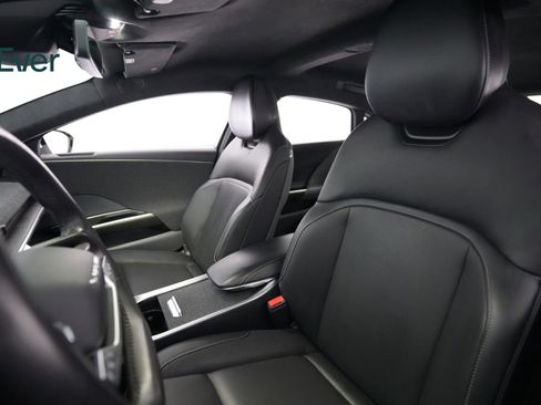 Used 2023 Lucid Air Pure image 4